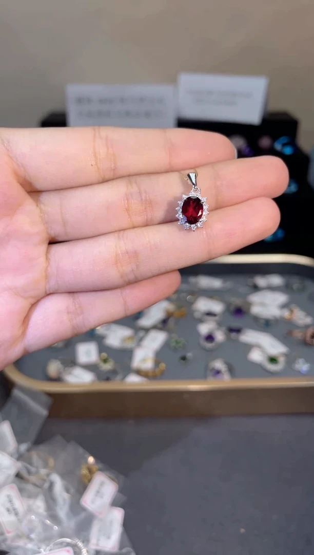 吊坠(不含链)银S925镶嵌石榴石天然宝石