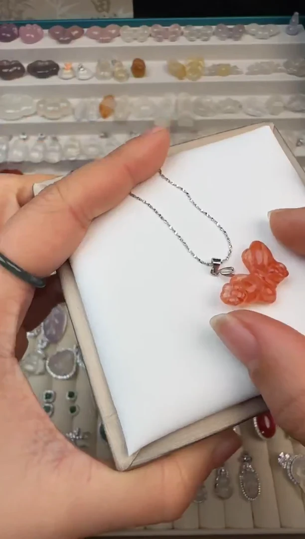 未镶嵌颈饰玛瑙/玉髓蝴蝶银扣头银链子