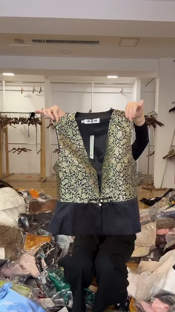 2X  135斤以里  马甲