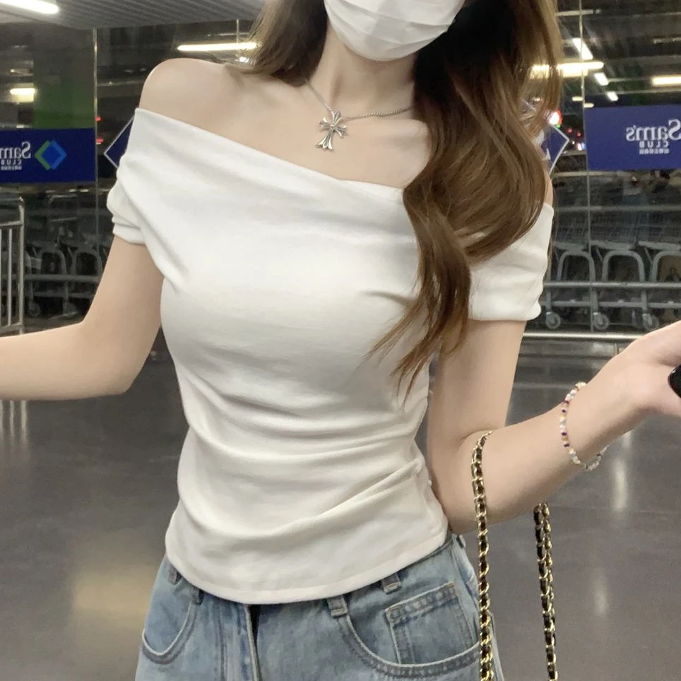 高级感纯欲气质荡领显瘦设计感短袖T恤女春夏别致上衣