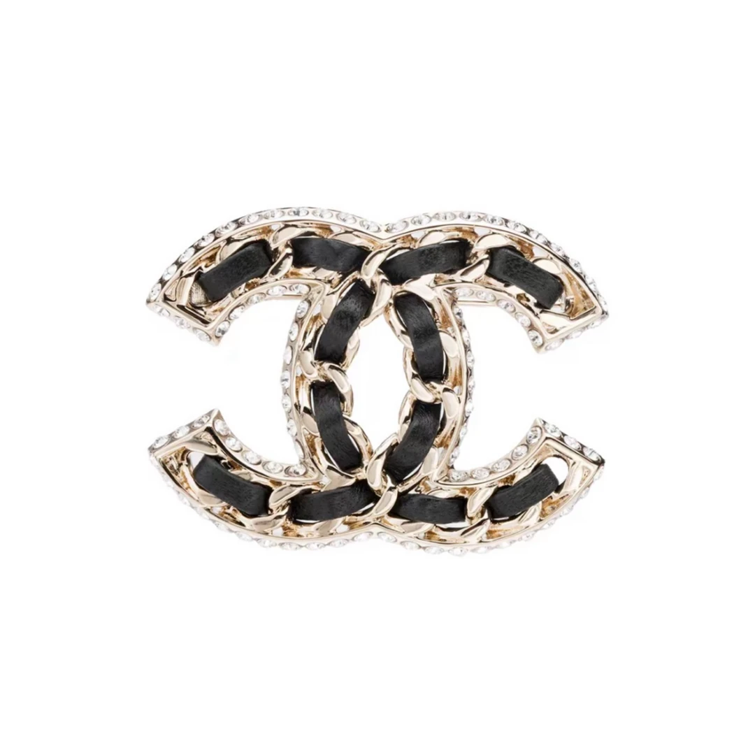 未使用 Chanel/香奈儿 活动价【念念】双C 皮编织 水钻边饰 胸针
