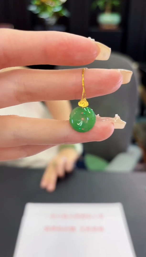 翡翠18K金镶嵌颈饰 缅料A货/支持复检/一件