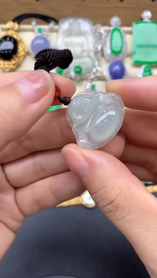 翡翠未镶嵌颈饰16-中国好珍宝