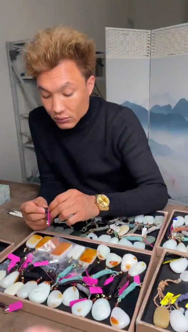 颈饰未镶嵌和田玉俄****步12.30ZZ多样性拍一发一1