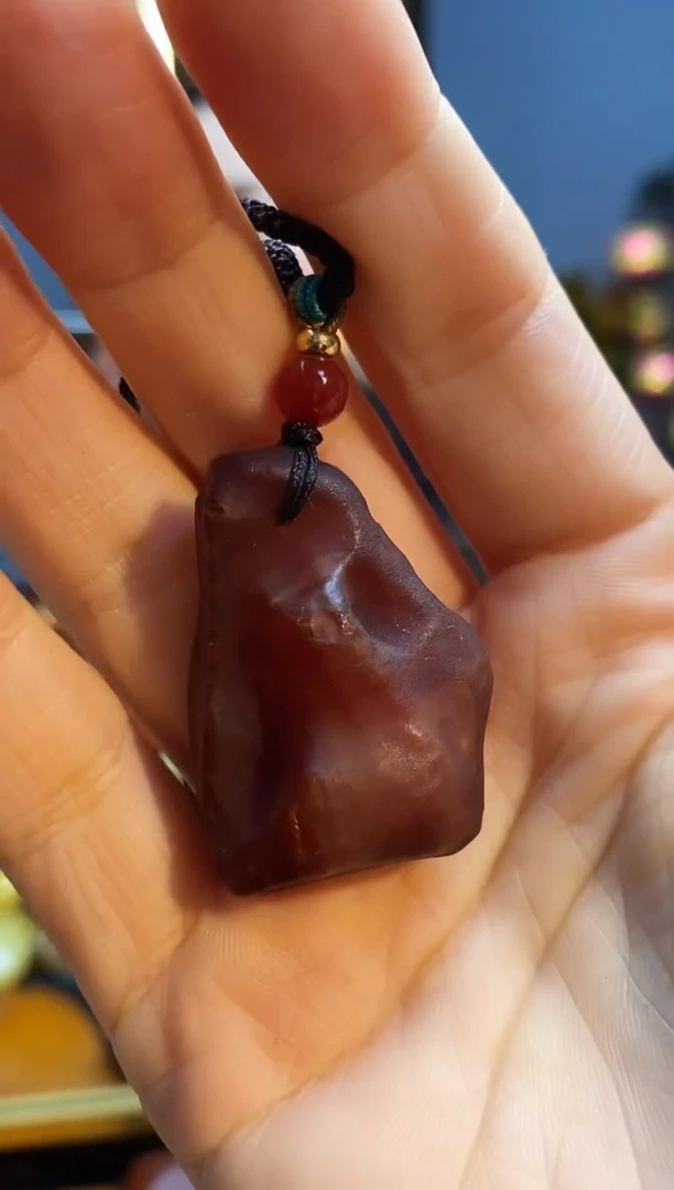 琥珀颈饰未镶嵌挂件