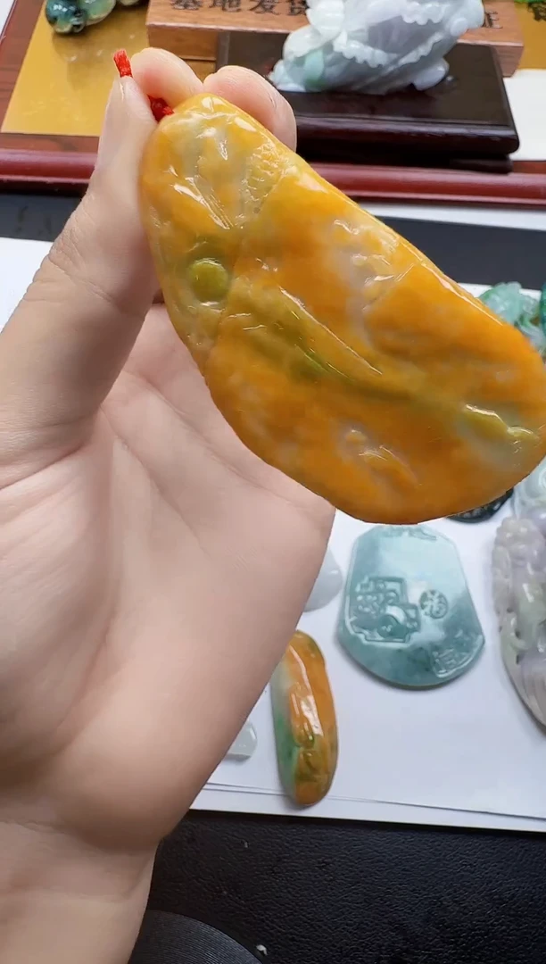 吊坠(不含链)未镶嵌翡翠1