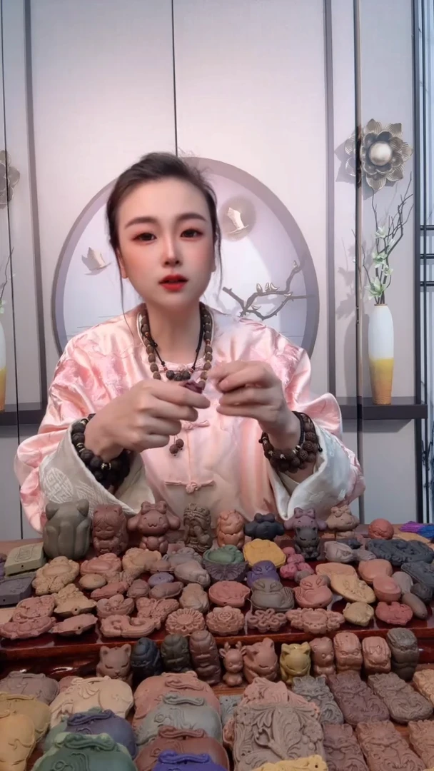 【闪购商品】泥塑龙涎玫瑰花朵2个