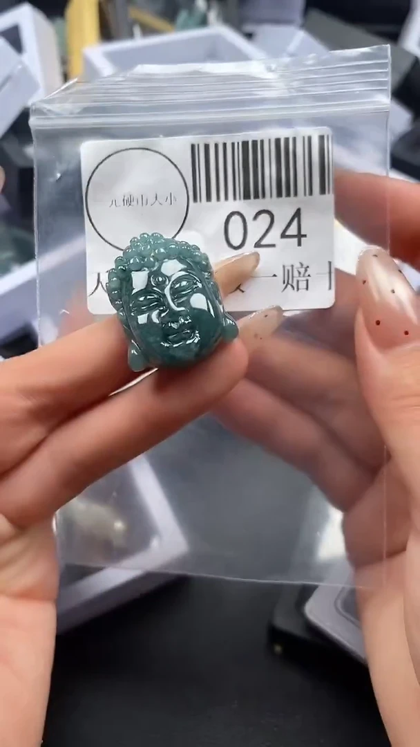 吊坠(不含链)未镶嵌翡翠024