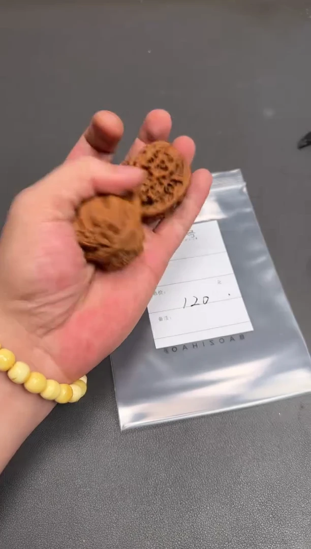 文玩核桃吊坠561956195619