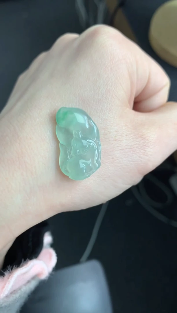 【闪购商品】定制翡翠未镶嵌九尾狐