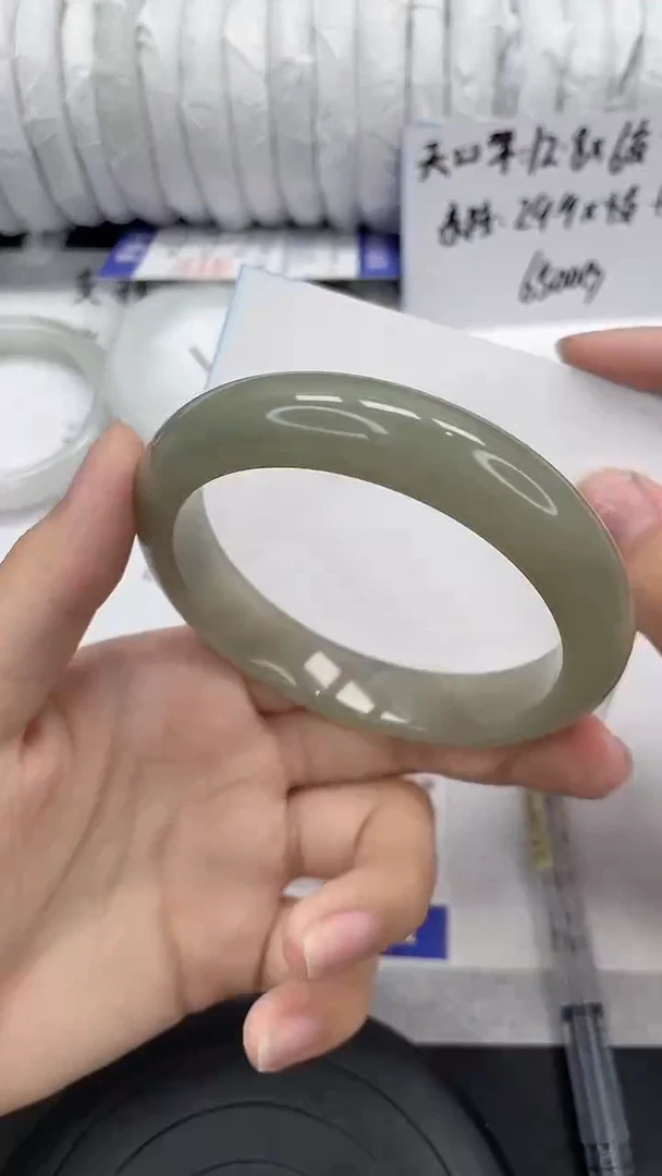 未镶嵌手镯石英质玉184-60/61