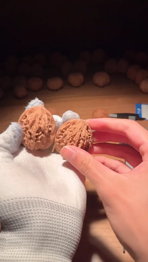 把件文玩核桃麦穗虎头