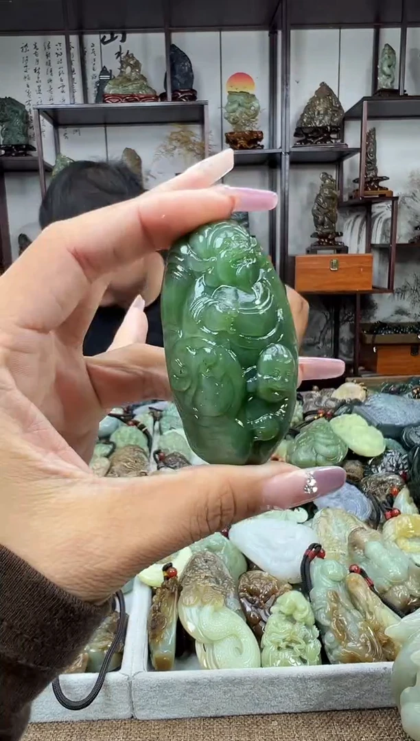 未镶嵌和田玉把件1