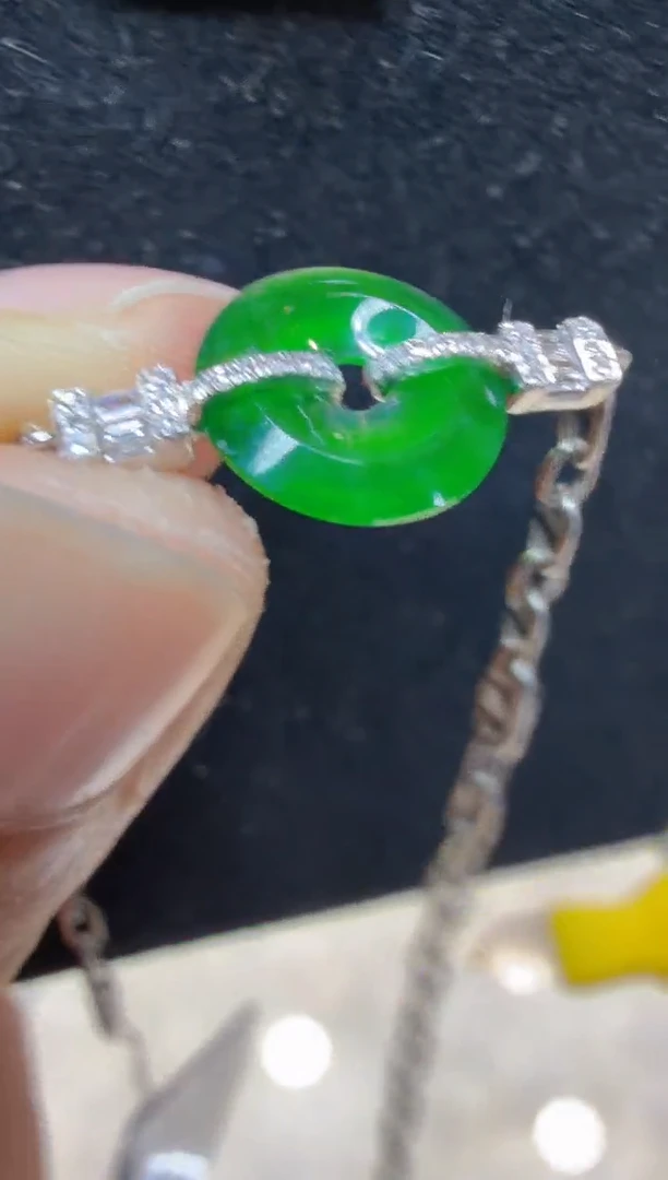 18K金镶嵌手链翡翠多样性团购发一件