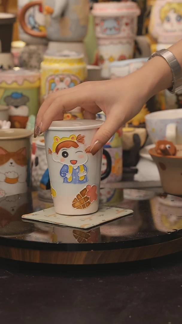 景德镇釉下彩绘设计师款式陶瓷