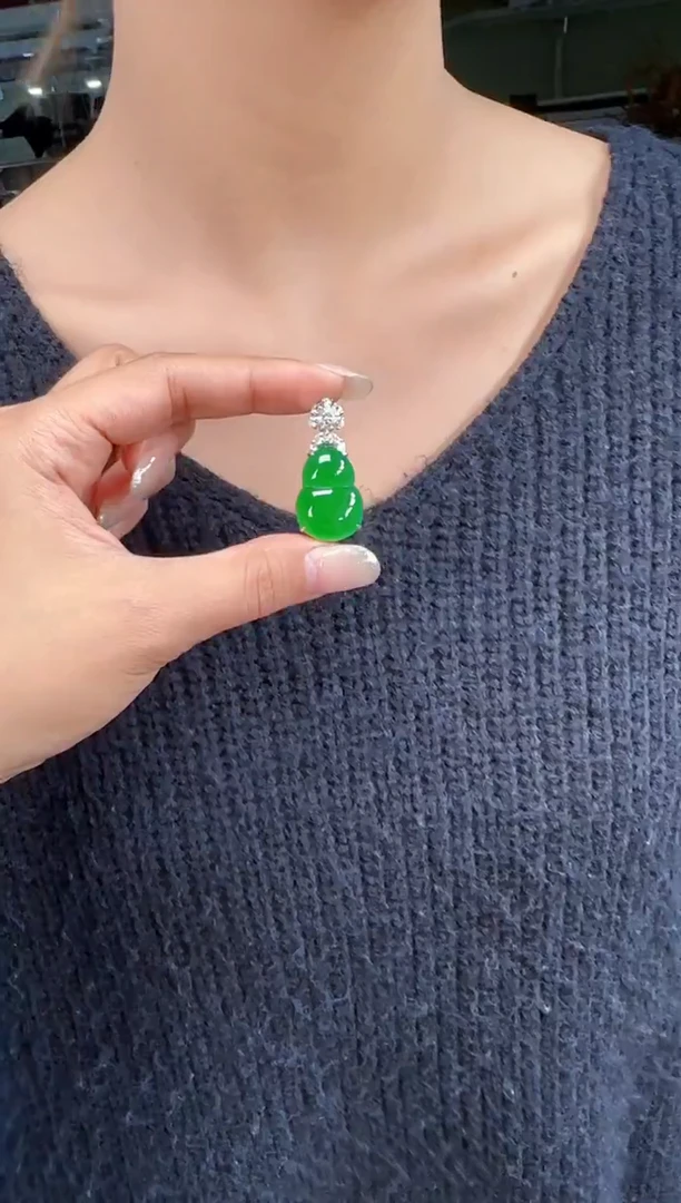 未镶嵌定制翡翠翡翠吊坠97
