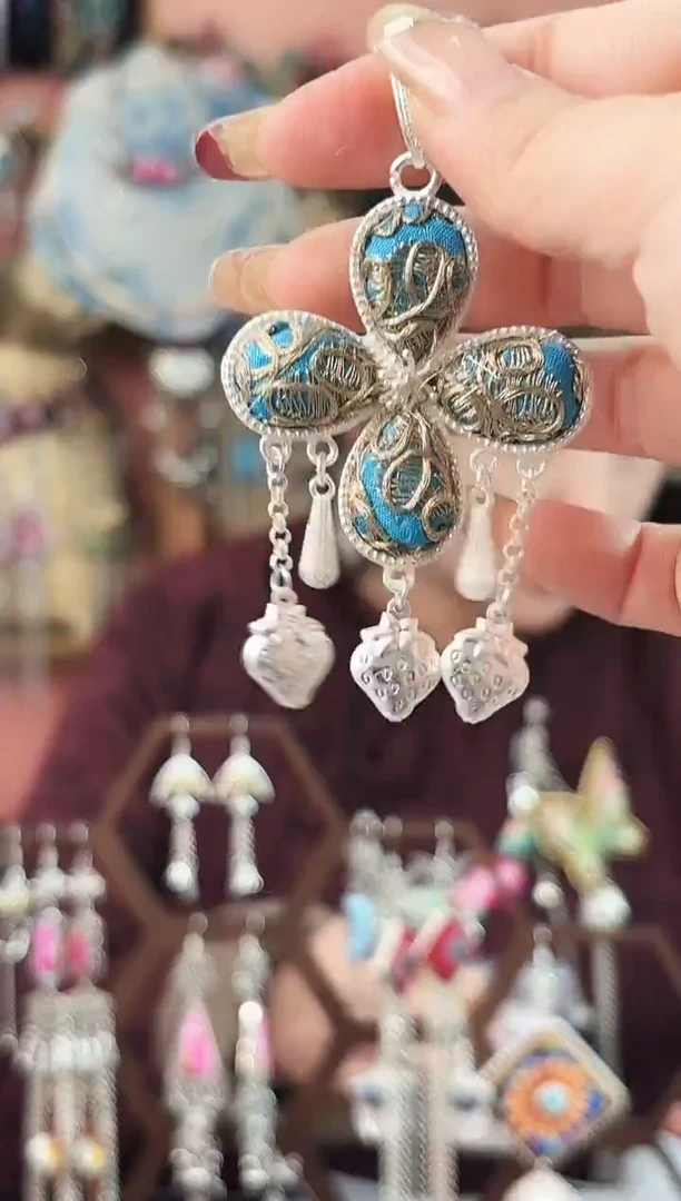 艺枝独绣手工饰品135