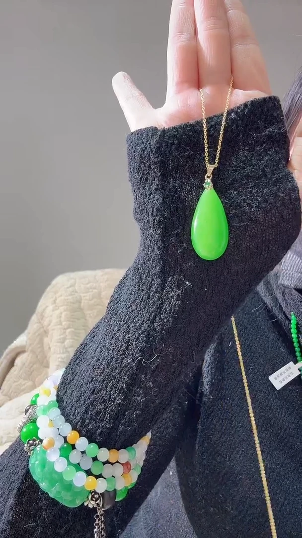 颈饰合金石英质玉大水滴裸