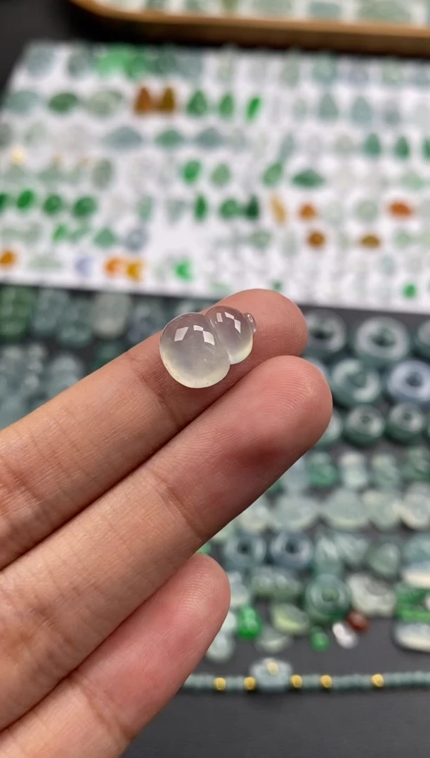 散珠翡翠冰种葫芦