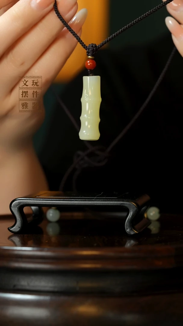 玉《小竹节吊坠》手把件摆件