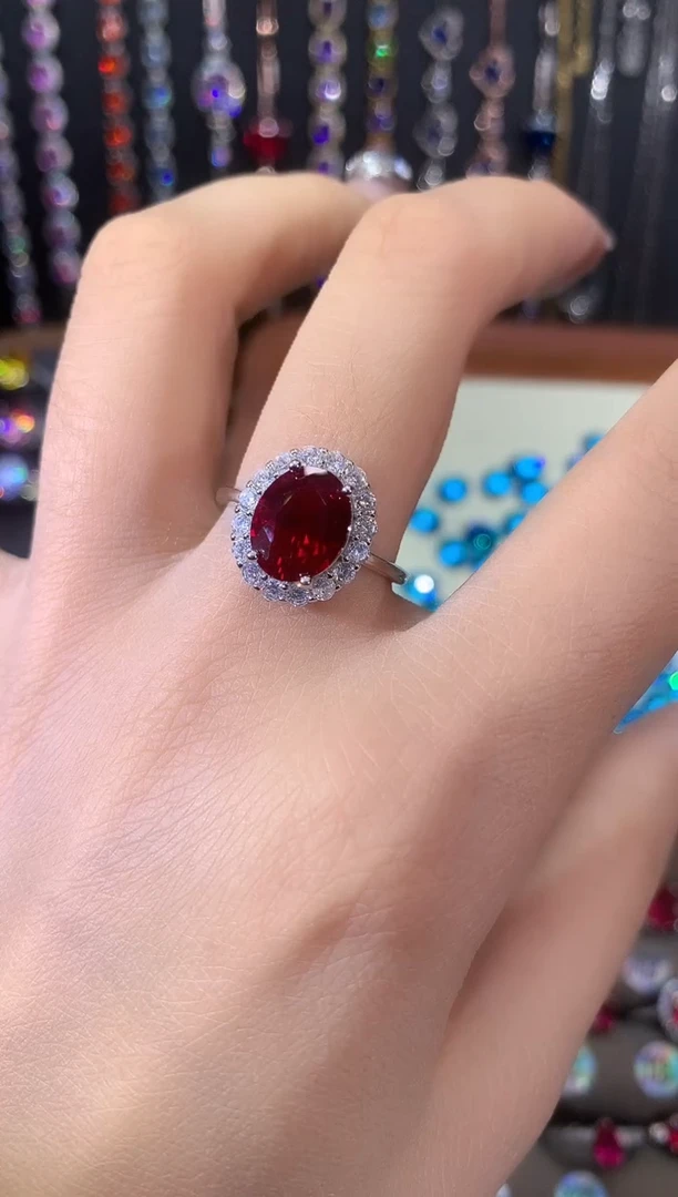 银S925镶嵌戒指红宝石810酒红银色