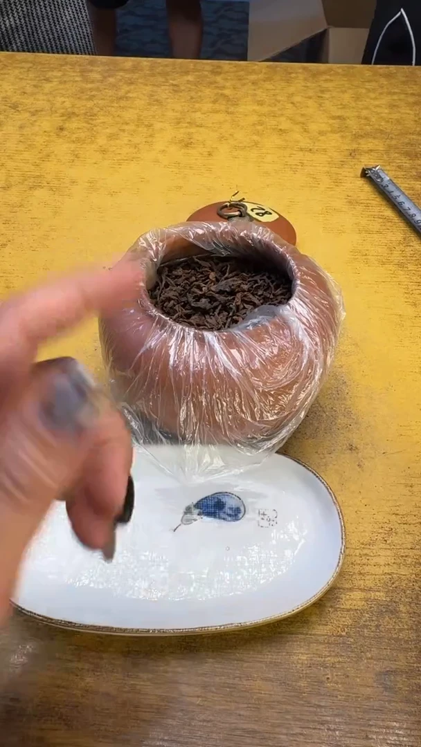 瓷器瓷器瑕疵破破82金芽碗