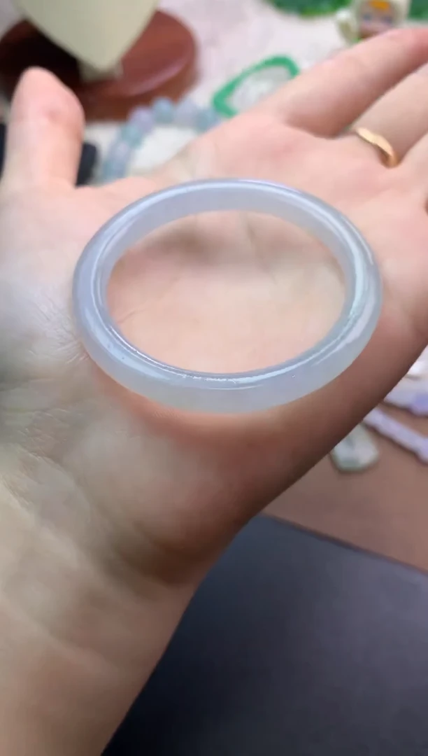 未镶嵌定制翡翠毛货