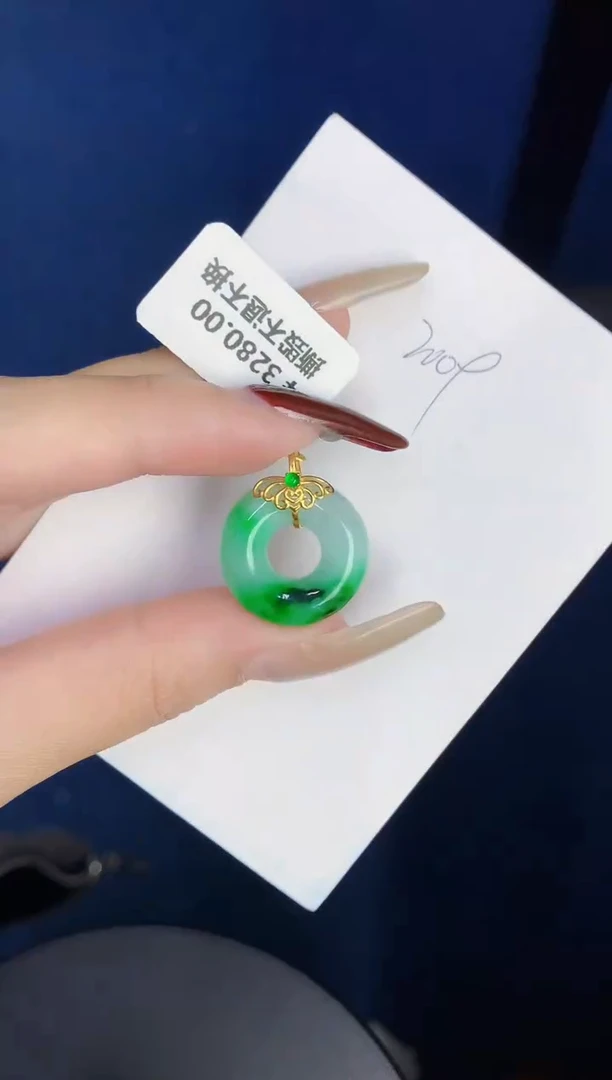 【闪购商品】翡翠颈饰18K金镶嵌00000000000