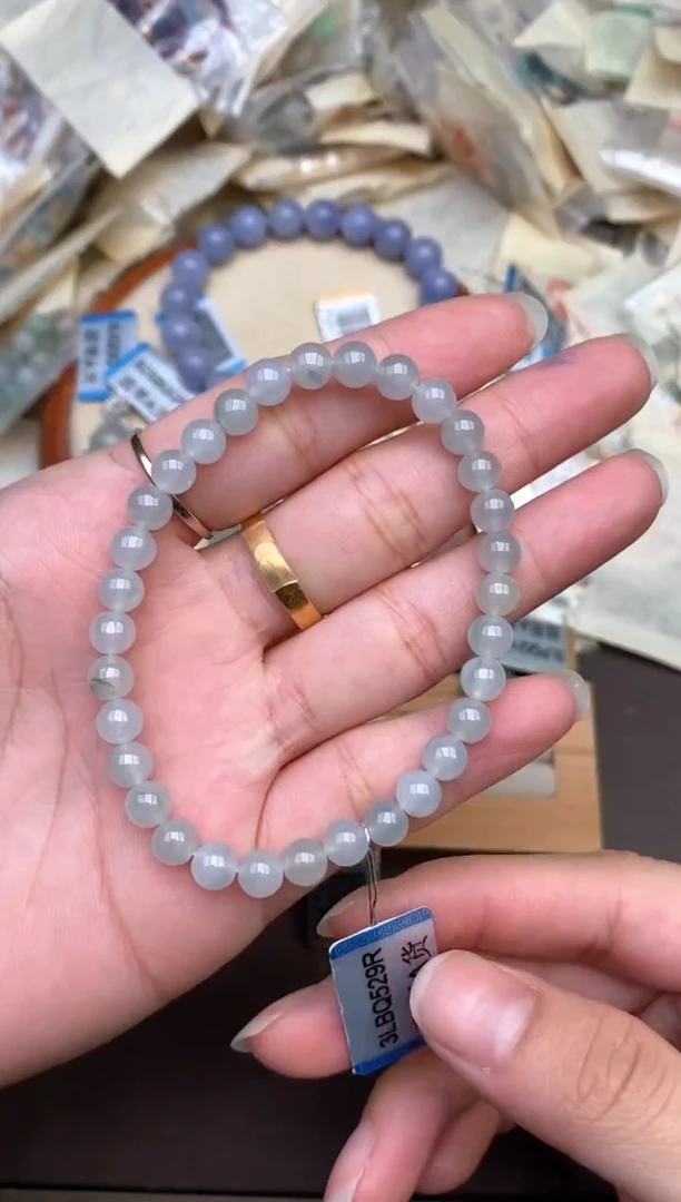 未镶嵌挂件翡翠一