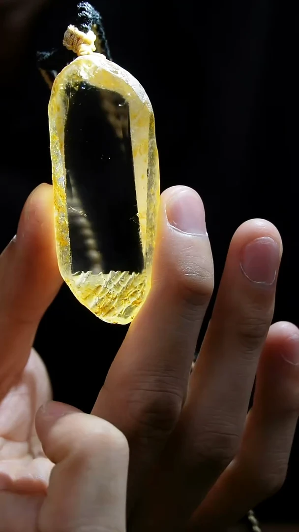 吊坠(赠链)未镶嵌水晶水晶