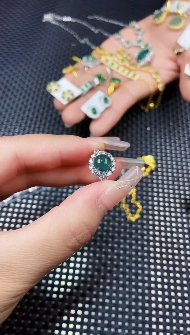 【闪购商品】翡翠未镶嵌戒指111111111