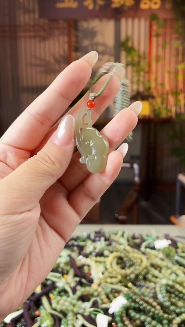 颈饰未镶嵌和田玉多样性发货拍一发一