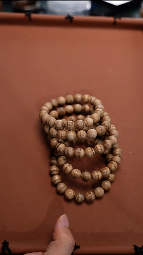 沉香手串【蒙】CLQC2512-1正区达拉干虎斑天然沉香多样性发一