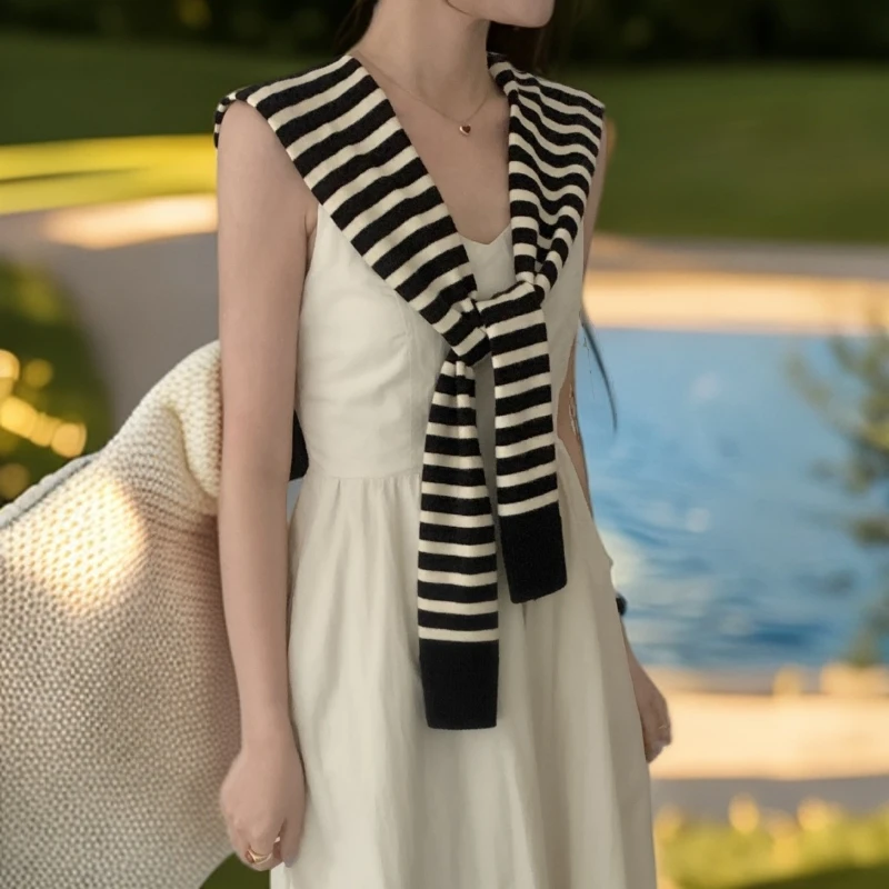 新店福利韩式女款春夏披肩防晒条纹外搭针织拼色百搭时尚小方巾搭