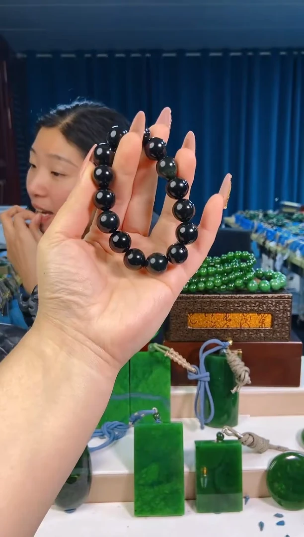 【闪购商品】和田玉挂件未镶嵌1