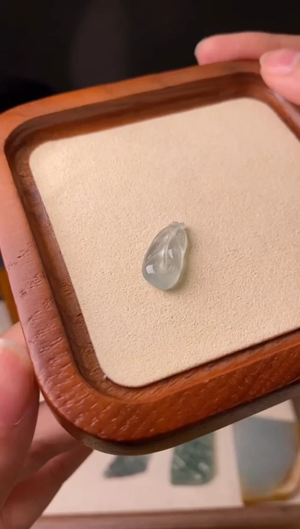 定制翡翠未镶嵌冰飘花叶子