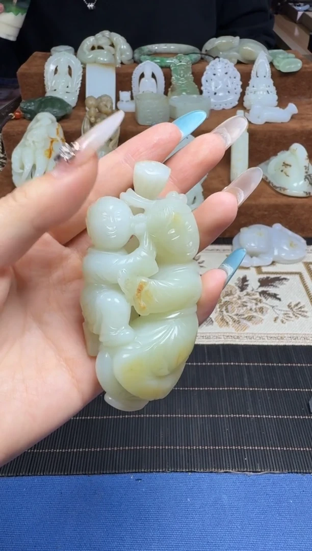 颈饰未镶嵌和田玉1