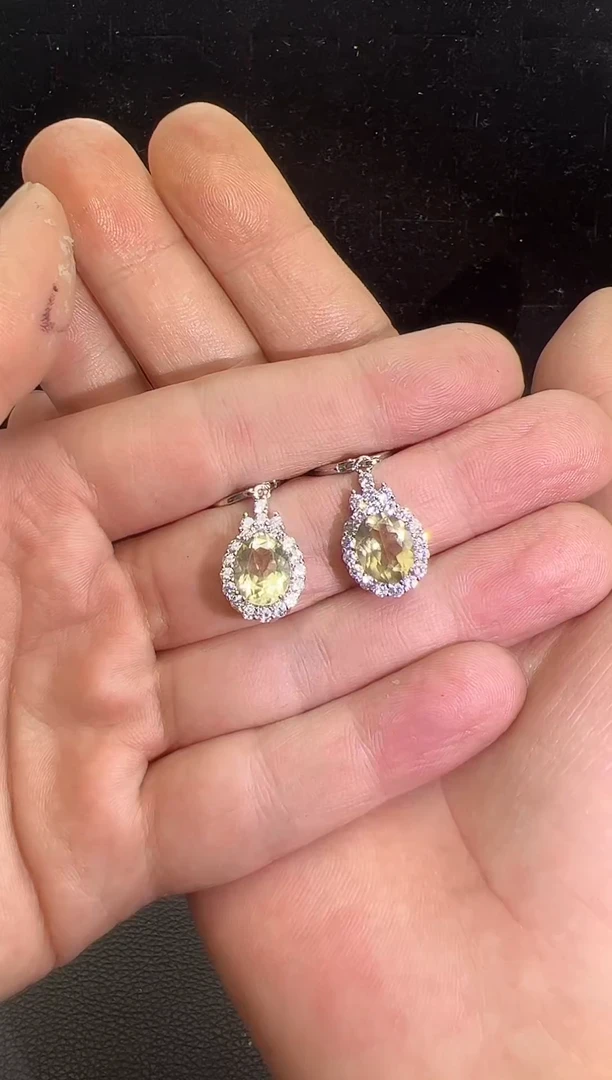 【闪购商品】水晶戒指银S925镶嵌2222