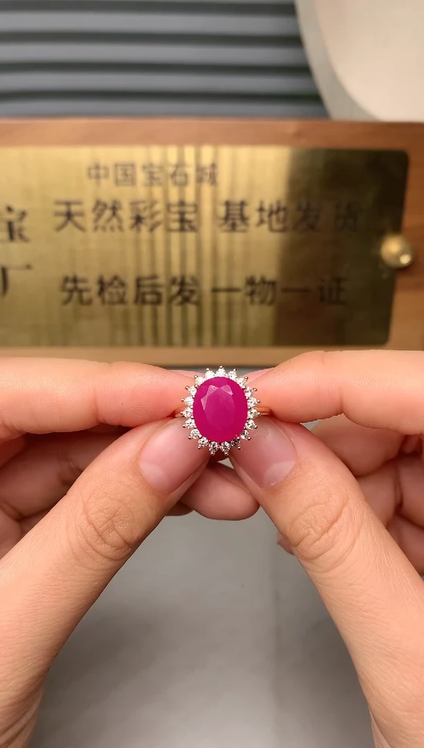【闪购商品】红宝石戒指银S925镶嵌........