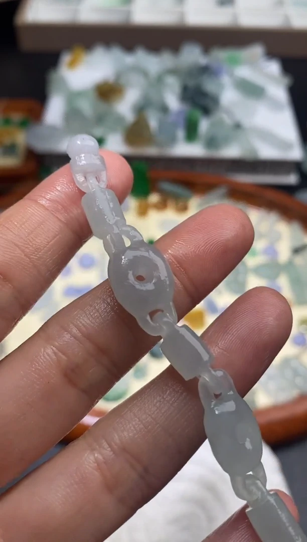 定制翡翠未镶嵌翡翠毛货~