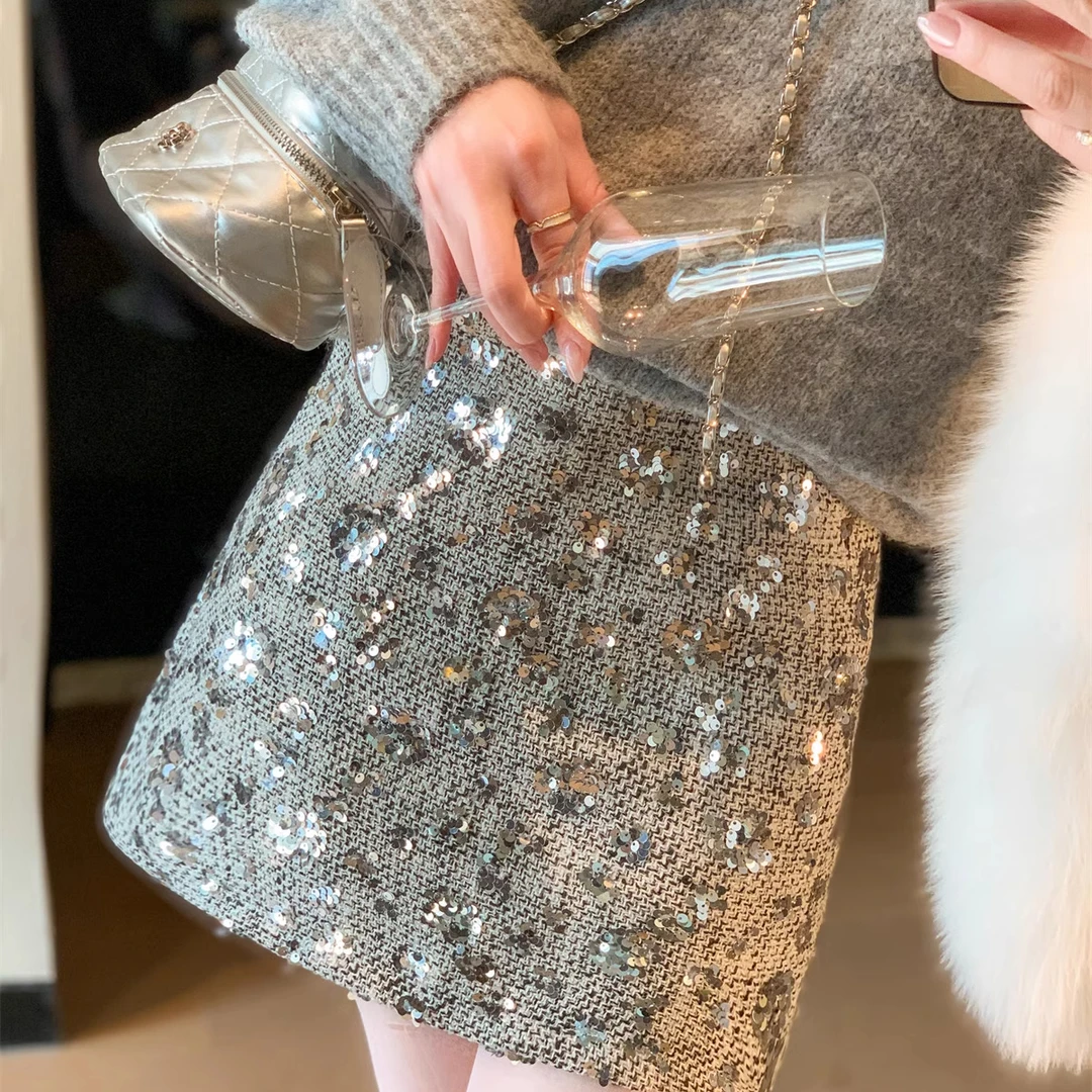 鱼兔子的兔子小香风亮片半身裙女春25春新款百搭A字短裙包臀裙子