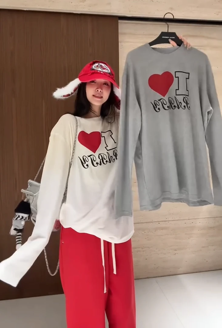 欧货2025春夏新款新年氛围撞色减龄字母圆领宽松显瘦长袖T恤上衣