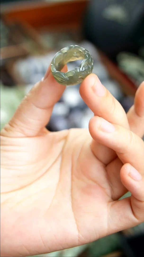 颈饰未镶嵌和田玉002     17.3圈口