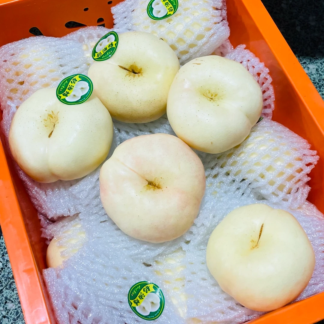【同城快递】【仅长春四环内】【奶油白蟠桃 毛重4.4斤左右】像棉花糖会爆汁！桃子同城送吉林省