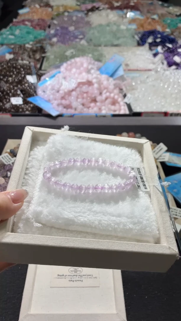 未镶嵌锂辉石紫锂辉154号 多样性发一8J     +