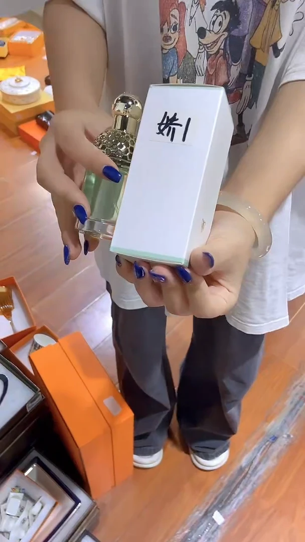 杯鸿辉家品牌瓷器，京东包邮！