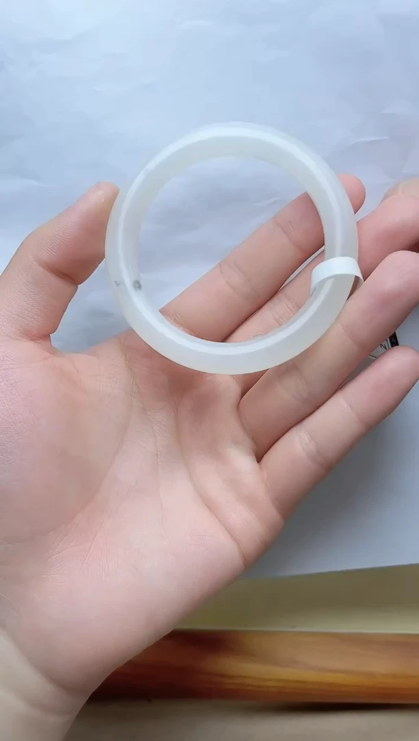 【闪购商品】和田玉手镯未镶嵌52圈口kk