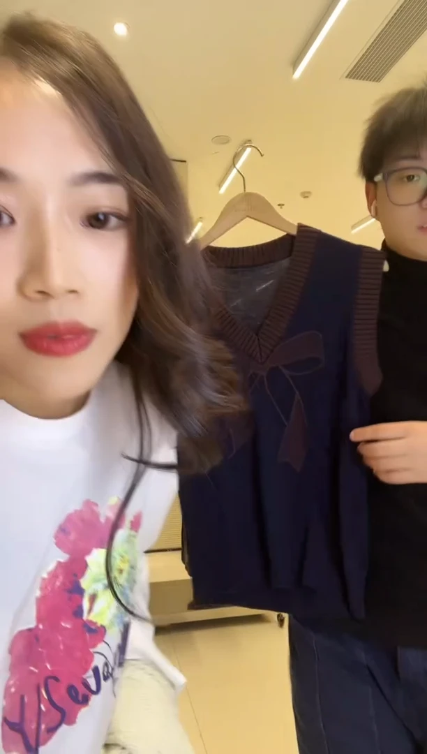 YOEYYOU V领撞色毛织背心S M