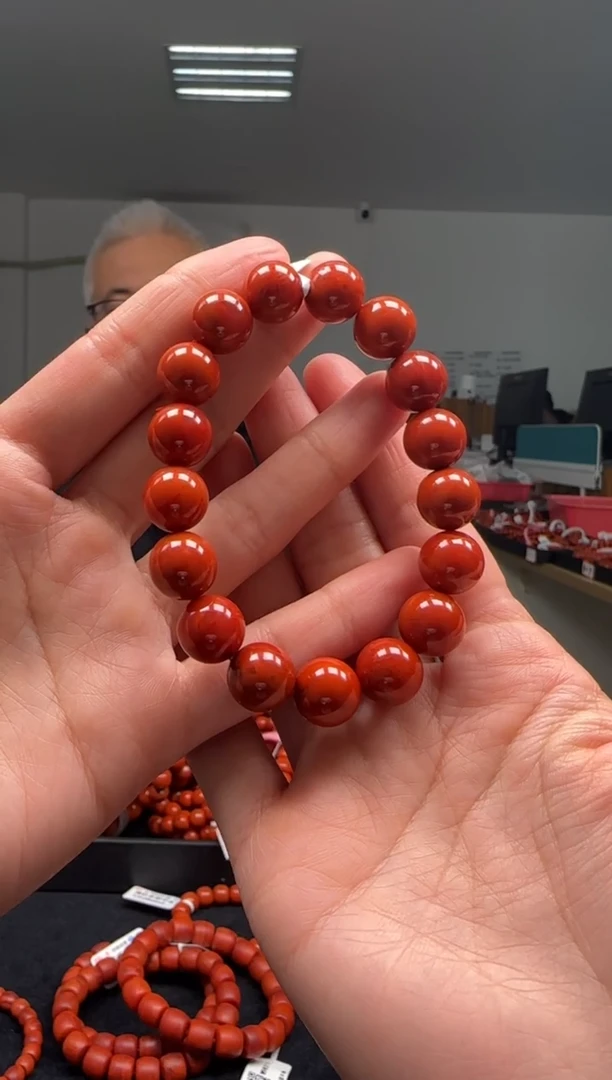 【闪购商品】南红玛瑙12mm瓦西手串圆珠未镶嵌多样性发一件