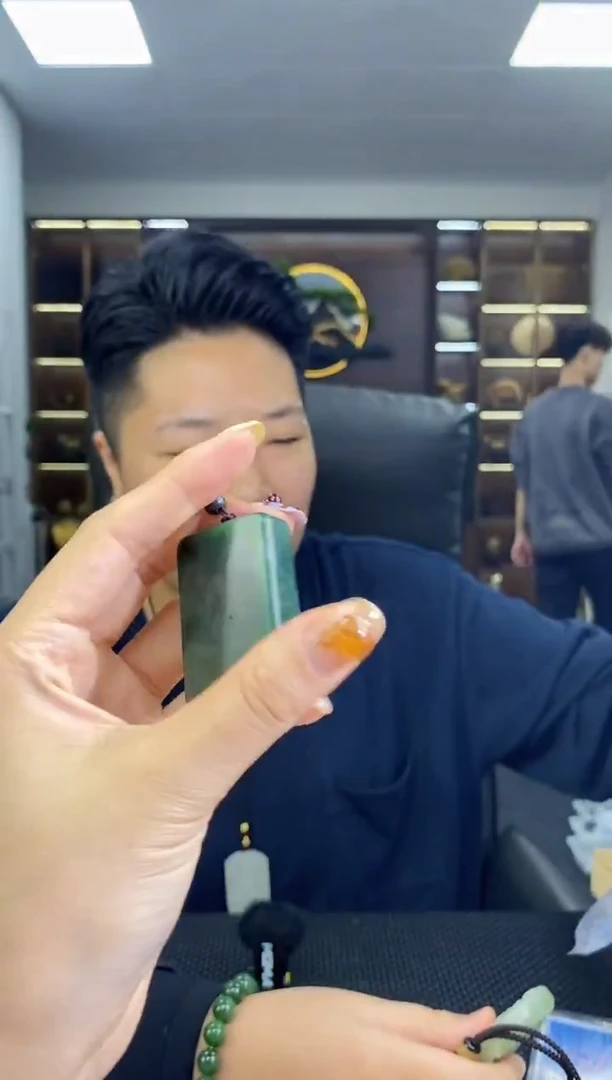 颈饰未镶嵌和田玉2